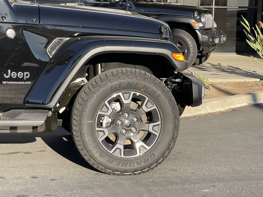 New 2026 Jeep Wrangler Unlimited Sahara AWD/4WD image 8