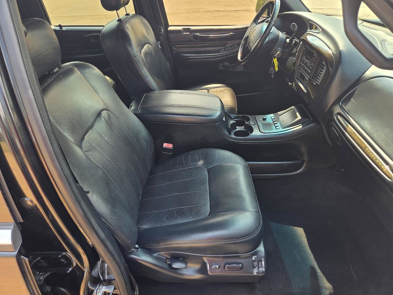Used 2002 Lincoln Blackwood RWD image 8