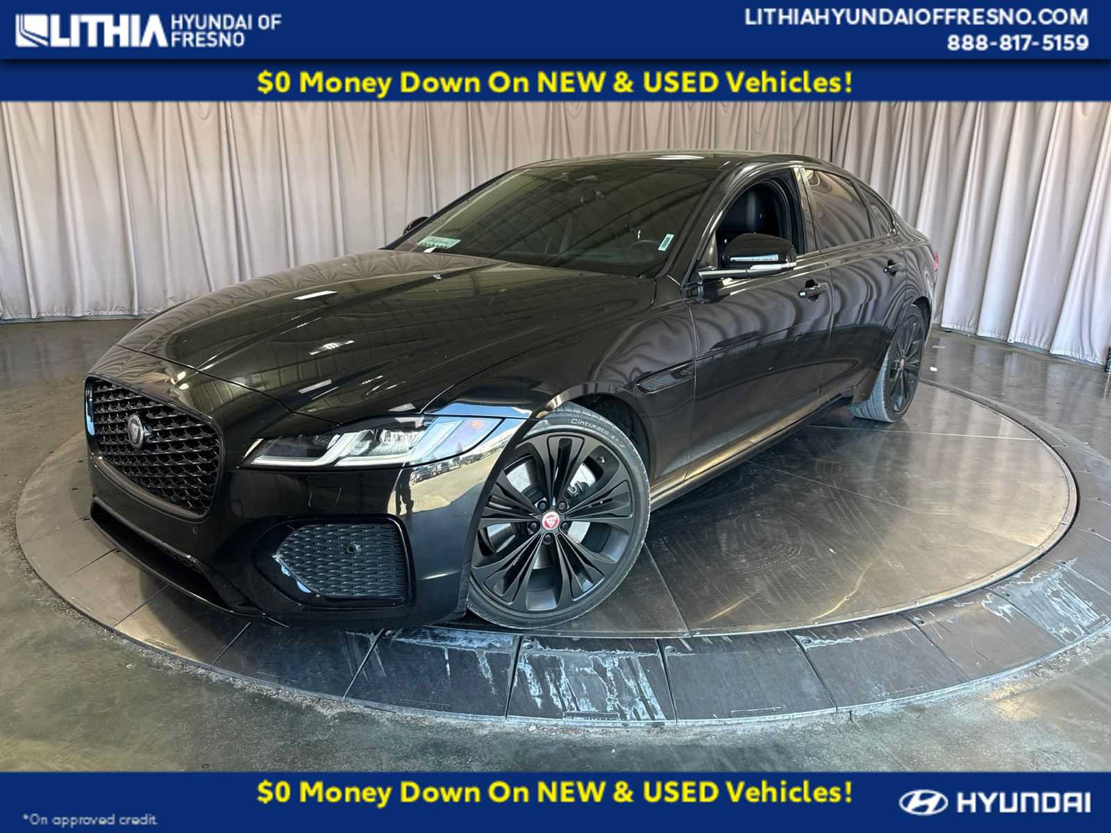 Used 2023 Jaguar XF SE RWD image 1