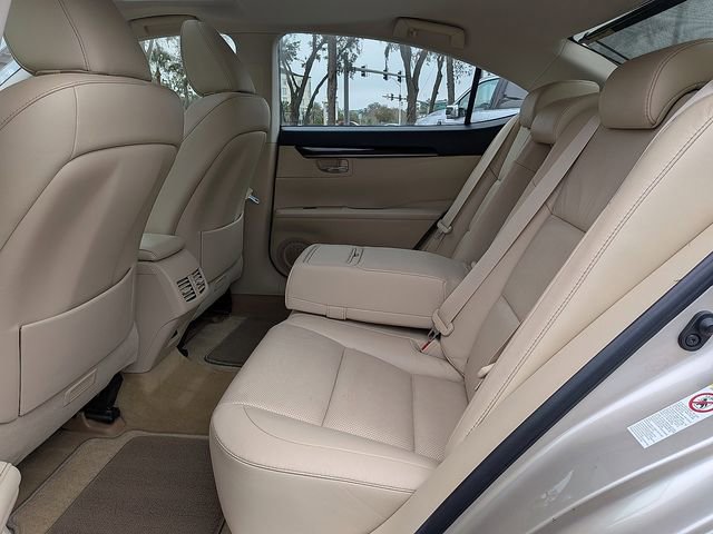 Used 2013 Lexus ES 350 w/ Luxury Pkg image 12