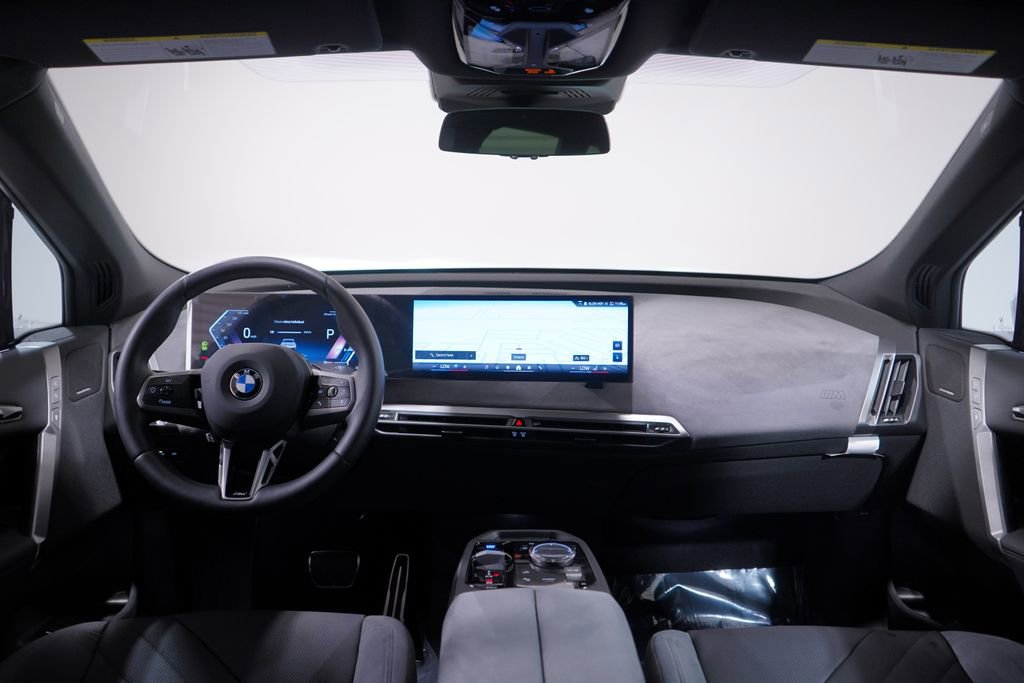 Used 2026 BMW iX xDrive60 w/ M Sport Package image 10