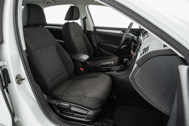 Used 2016 Volkswagen Passat 1.8T S w/ Lighting Package (P06) image 31