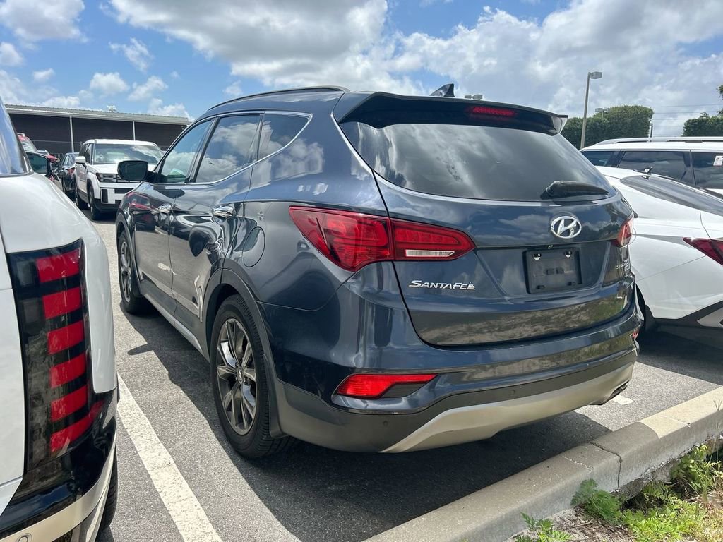 Used 2017 Hyundai Santa Fe Sport FWD image 4