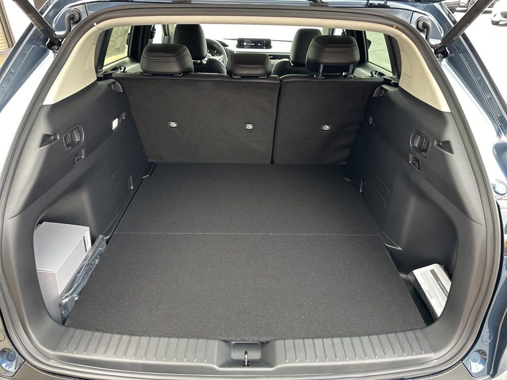 New 2026 MAZDA CX-50 AWD 2.5 S w/ Cargo Package image 18
