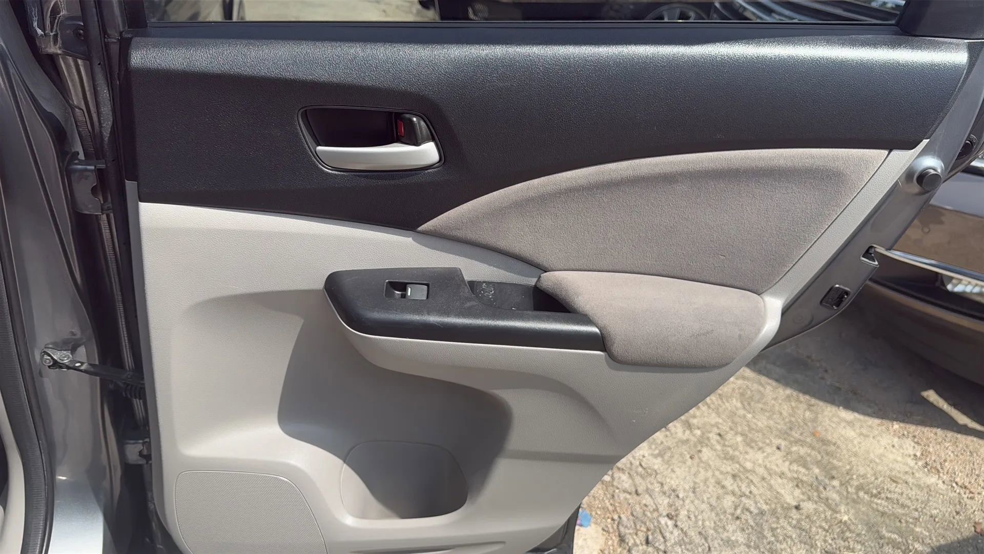 Used 2014 Honda CR-V EX image 22