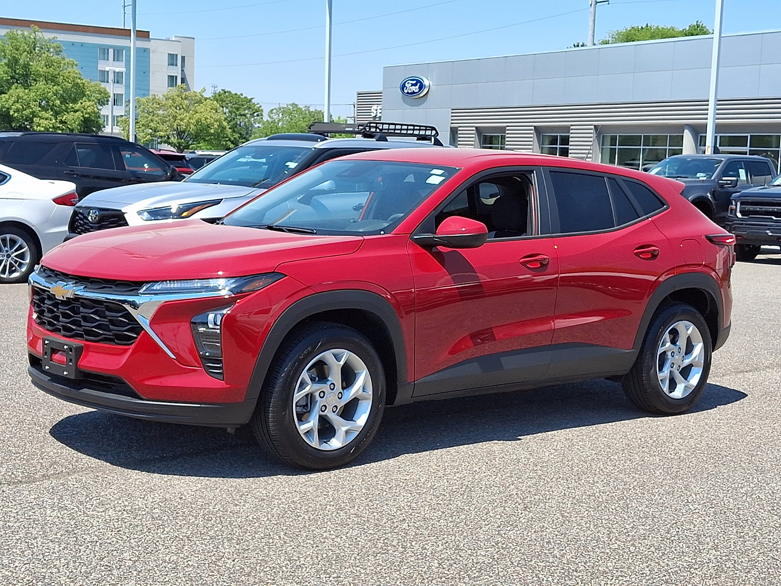 Used 2026 Chevrolet Trax LS w/ LS Convenience Package FWD image 5