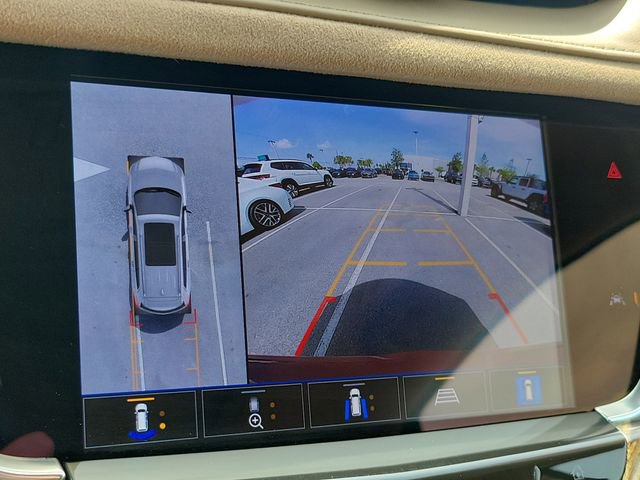 Used 2025 Cadillac XT6 Premium Luxury w/ Platinum Package AWD/4WD image 27