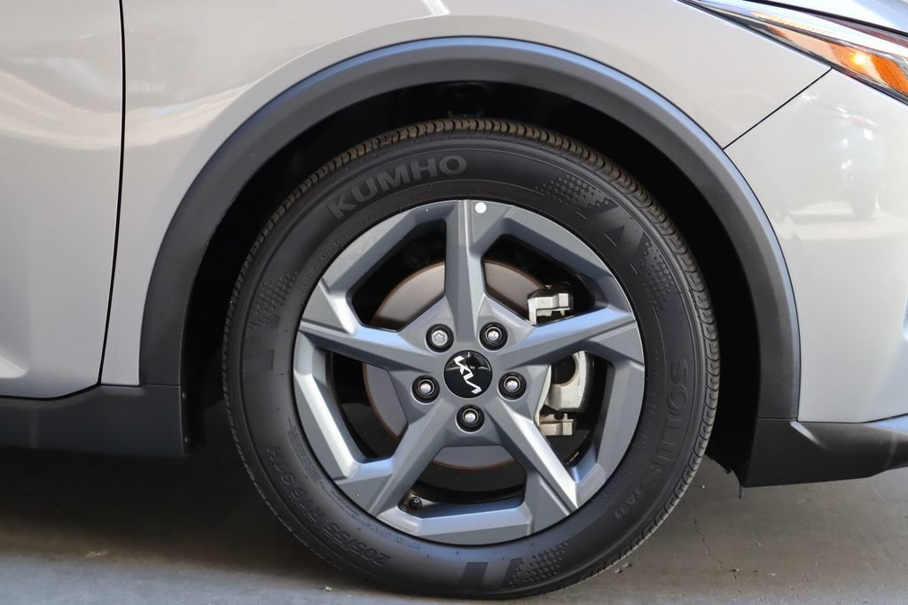 Used 2025 Kia K4 FWD image 10