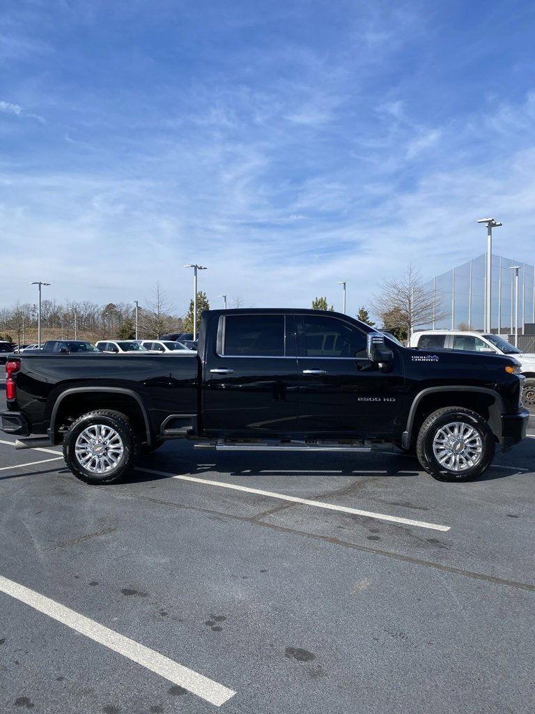 Used 2022 Chevrolet Silverado 2500 High Country image 9