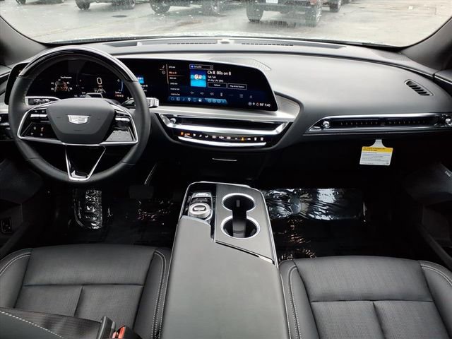 Certified 2025 Cadillac Lyriq Luxury w/ LPO, Floor Liner Package AWD/4WD image 18