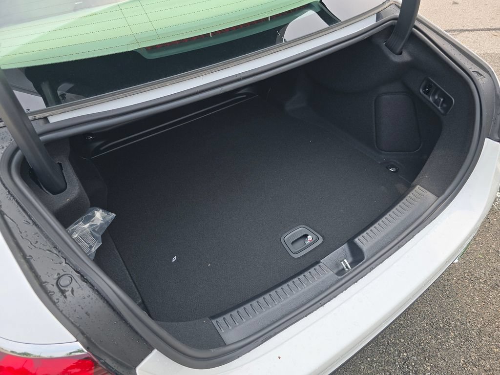 New 2026 Mercedes-Benz E 450 4MATIC Sedan image 19