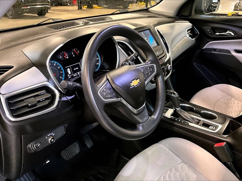 Used 2018 Chevrolet Equinox LS AWD/4WD image 8