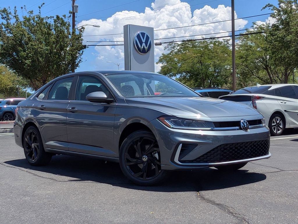 New 2025 Volkswagen Jetta SE
