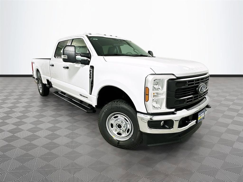 New 2026 Ford F350 XL w/ XL Chrome Package