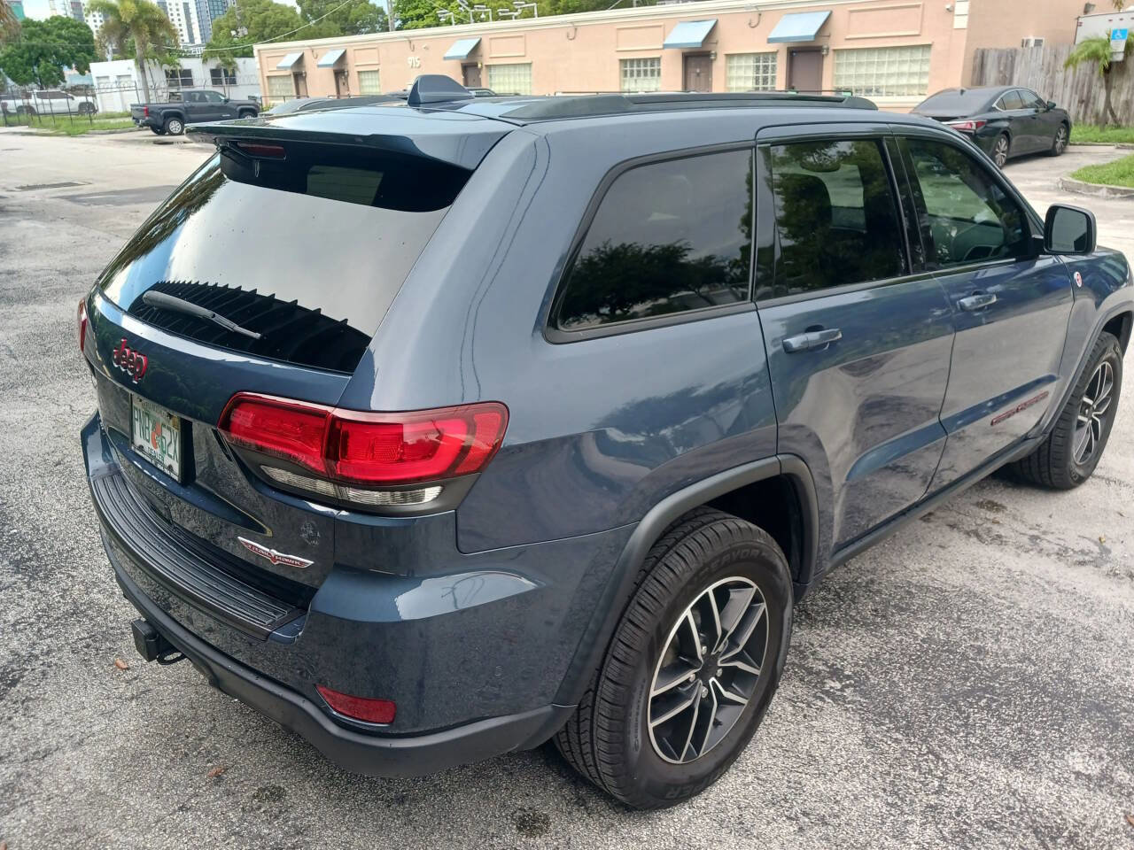 Used 2020 Jeep Grand Cherokee Trailhawk w/ Premium Lighting Group image 12