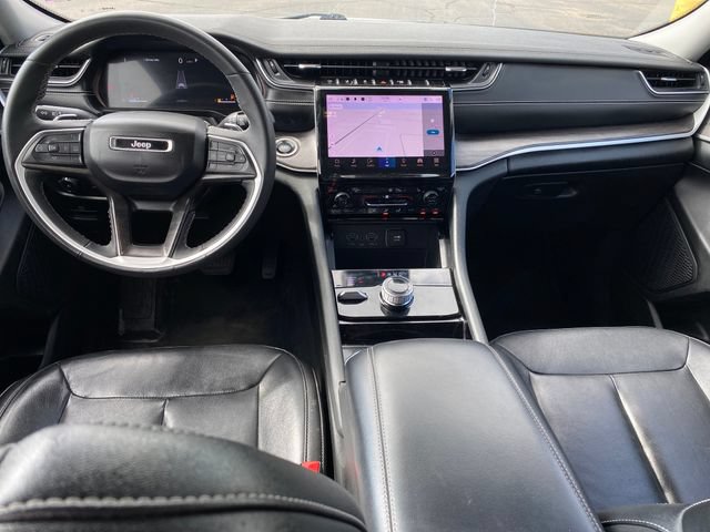 Used 2023 Jeep Grand Cherokee Limited AWD/4WD image 5