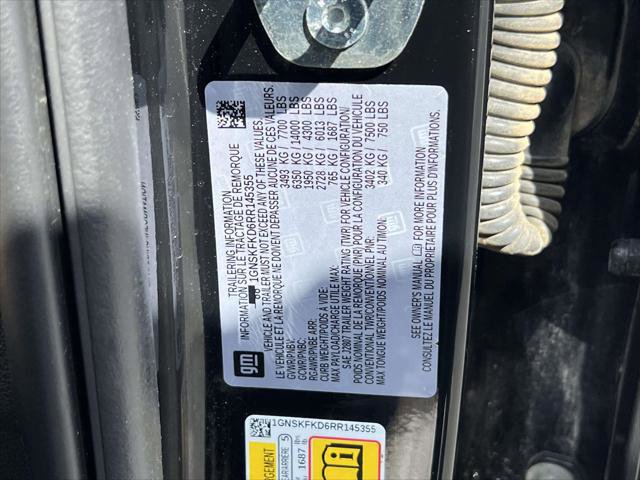 Used 2024 Chevrolet Suburban Premier AWD/4WD image 19