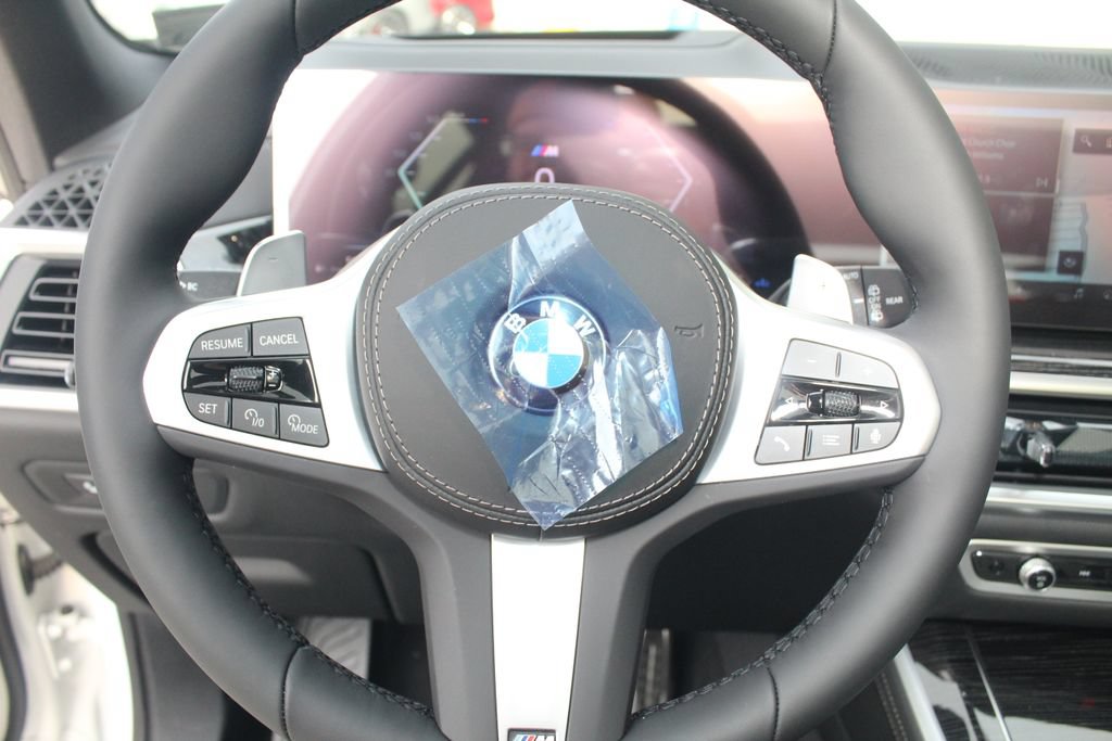 Used 2026 BMW X5 xDrive40i AWD/4WD image 15