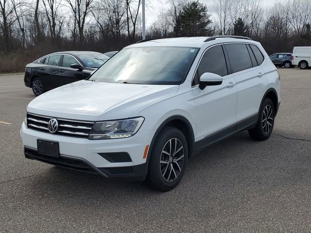 Used 2021 Volkswagen Tiguan SE AWD/4WD image 2