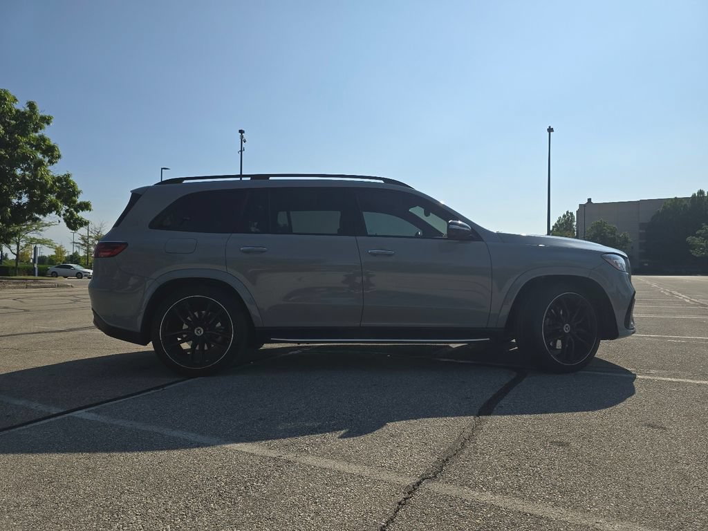 Used 2024 Mercedes-Benz GLS 580 4MATIC image 16
