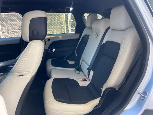 Used 2020 Land Rover Range Rover Sport HST AWD/4WD image 11