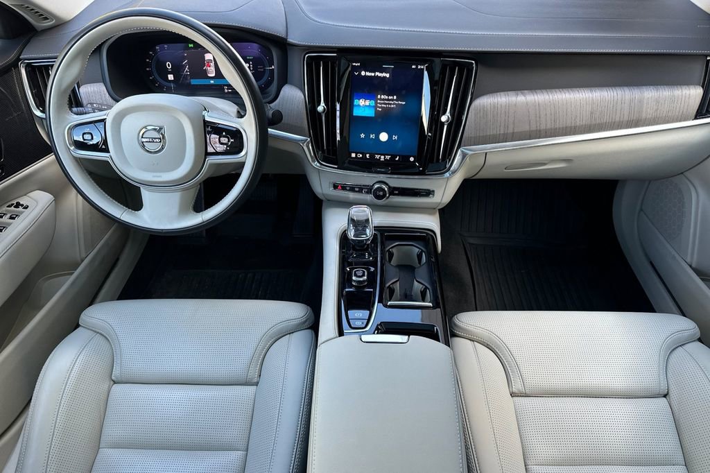 Used 2024 Volvo S90 T8 Ultimate image 13