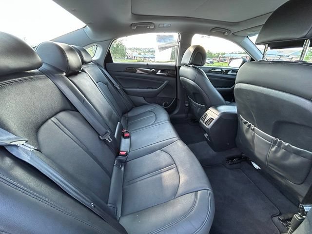 Used 2016 Hyundai Sonata Limited w/ Option Group 05 FWD image 32