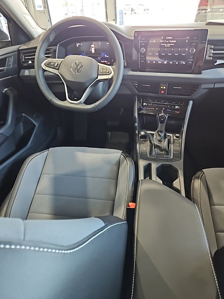 New 2026 Volkswagen Jetta SE image 24