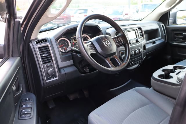 Used 2017 RAM 1500 ST w/ SXT Appearance Group AWD/4WD image 10