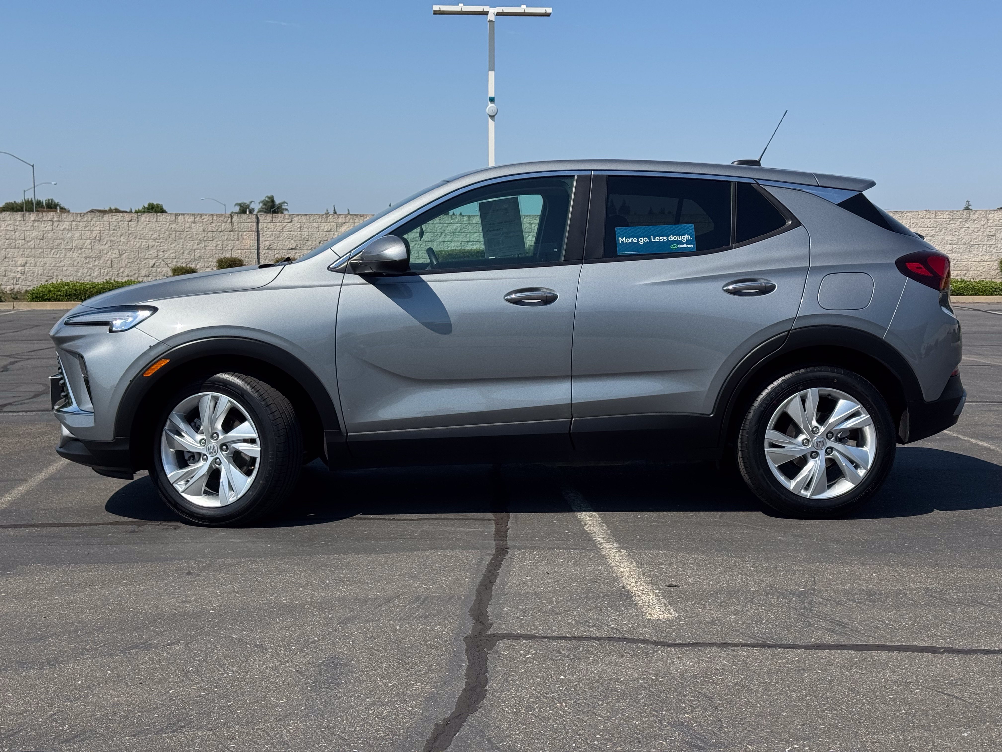 Used 2024 Buick Encore GX Preferred FWD image 4