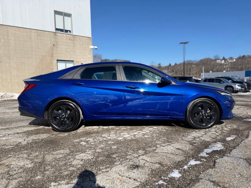 Used 2023 Hyundai Elantra SEL image 7