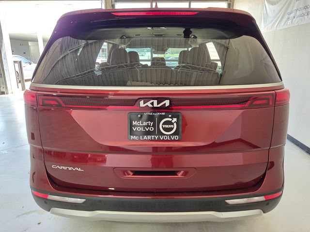 Used 2024 Kia Carnival LX FWD image 6