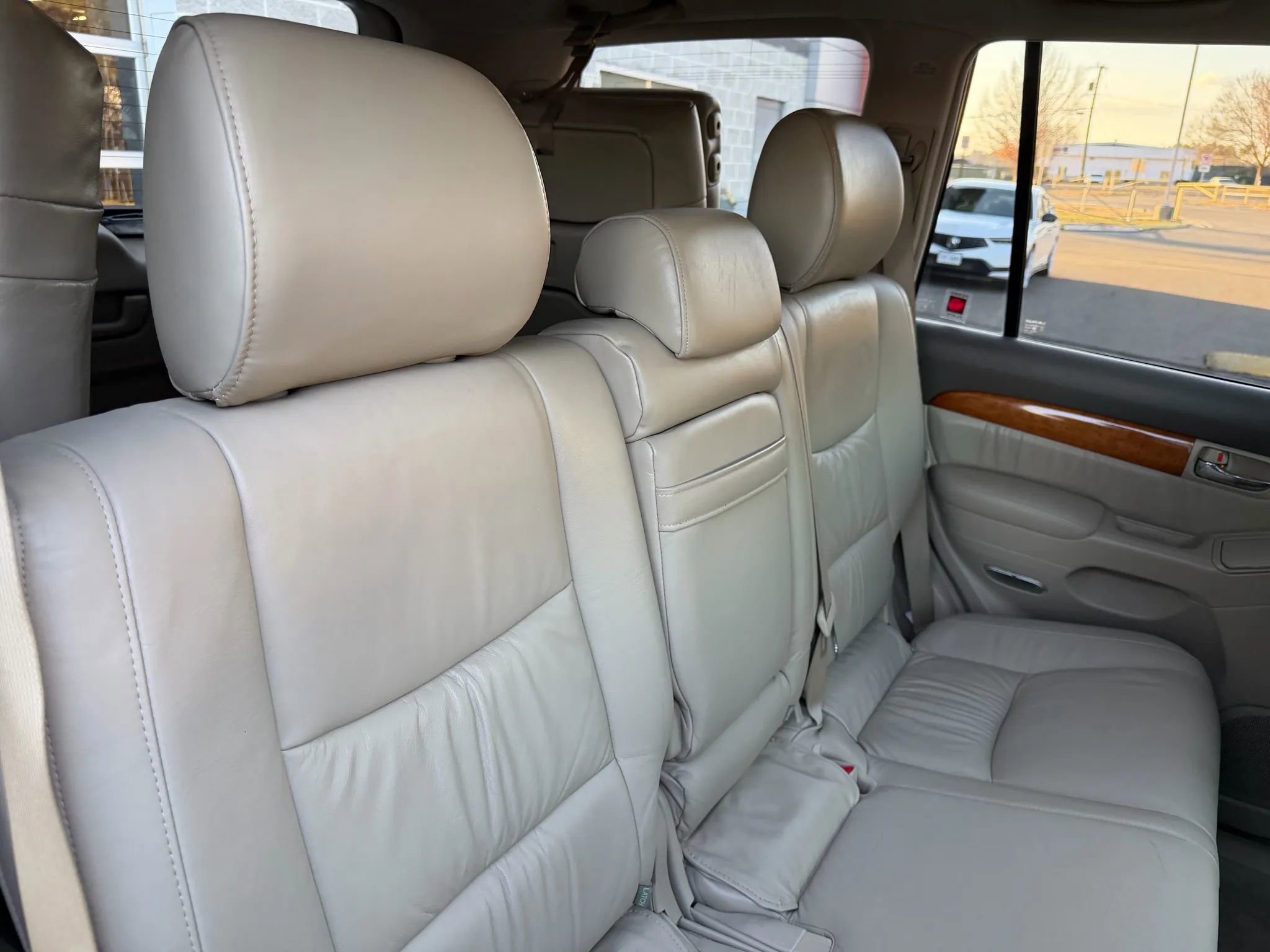 Used 2003 Lexus GX 470 image 40