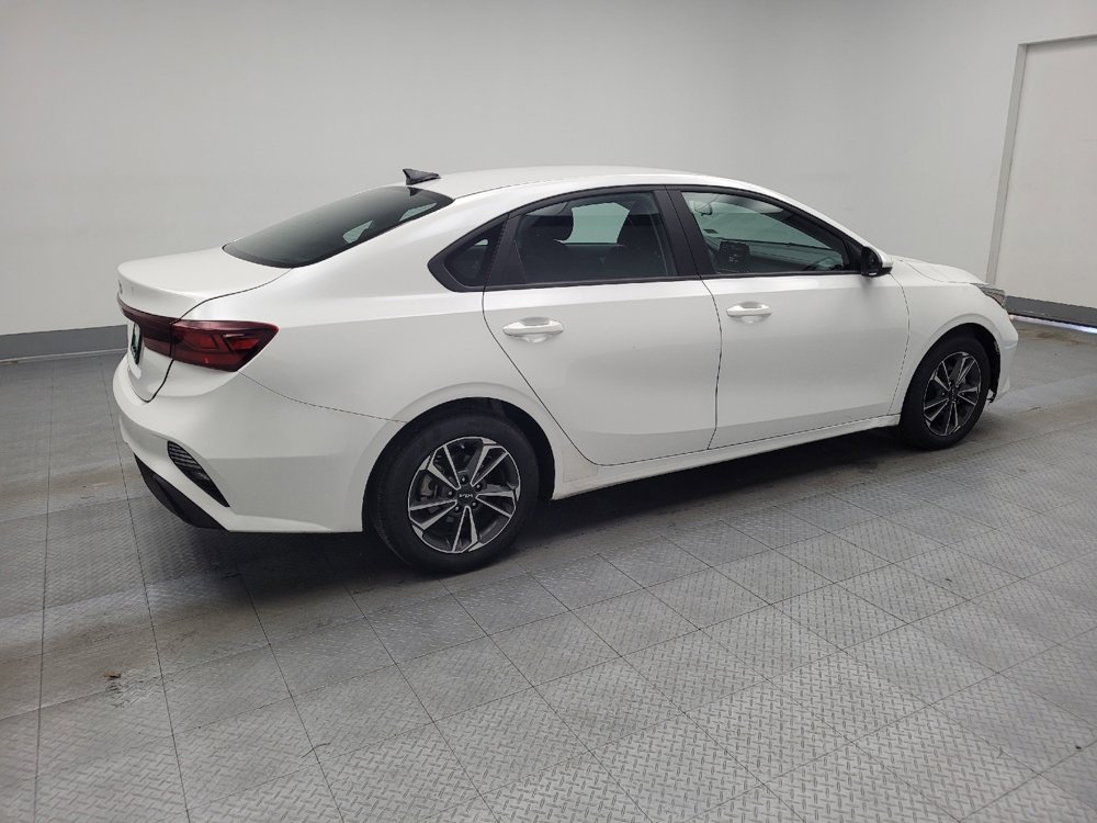 Used 2023 Kia Forte LXS image 10