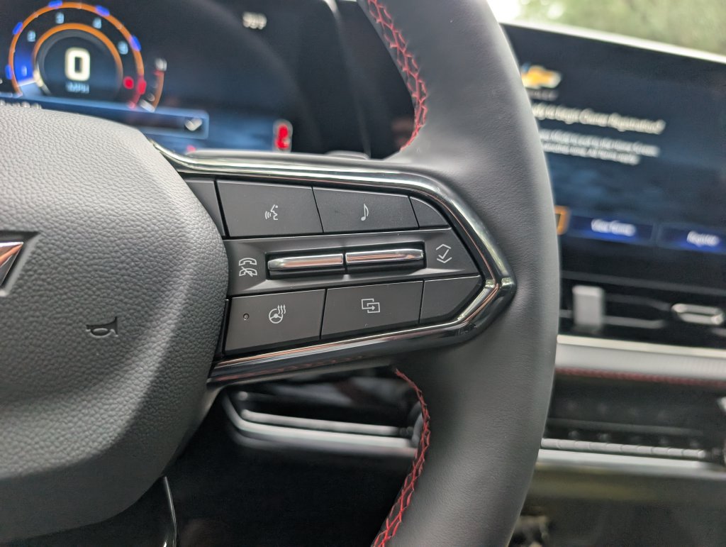 New 2027 Chevrolet Equinox RS FWD image 22