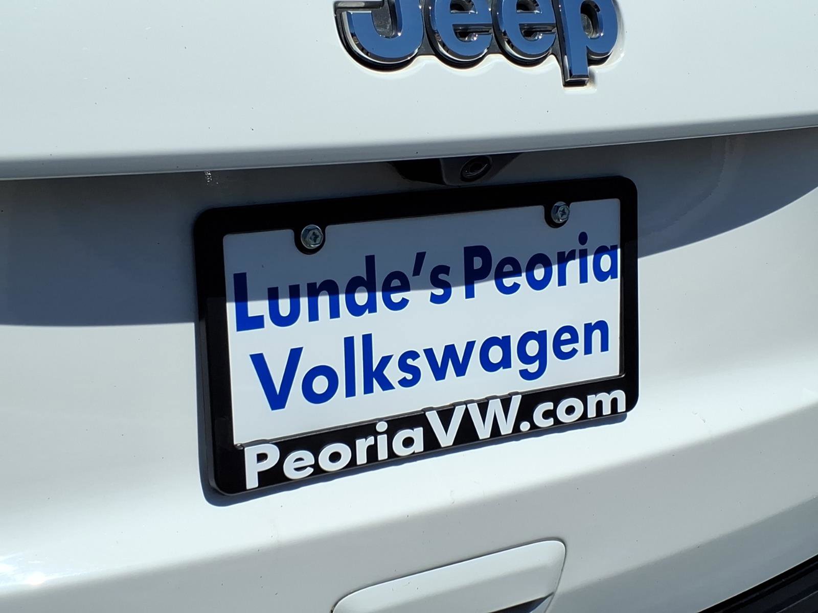 Used 2020 Jeep Grand Cherokee Overland image 17