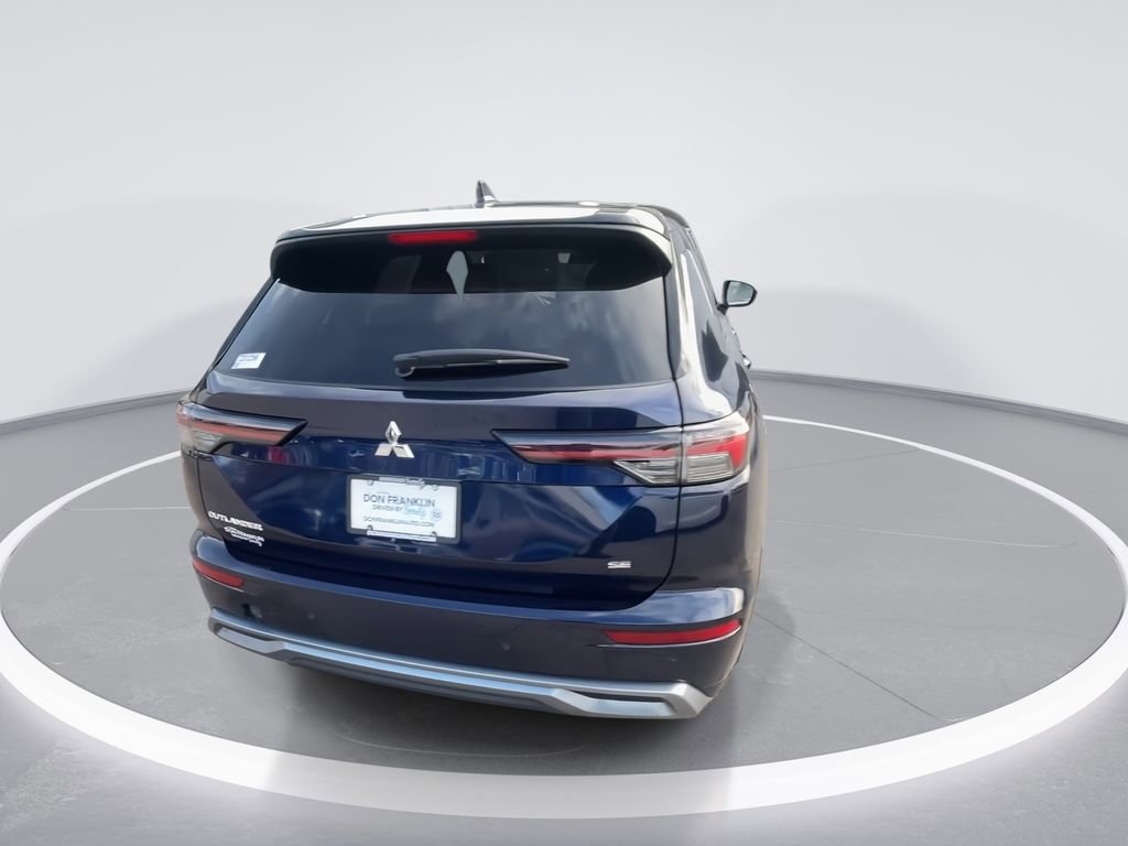 New 2026 Mitsubishi Outlander SE FWD image 9