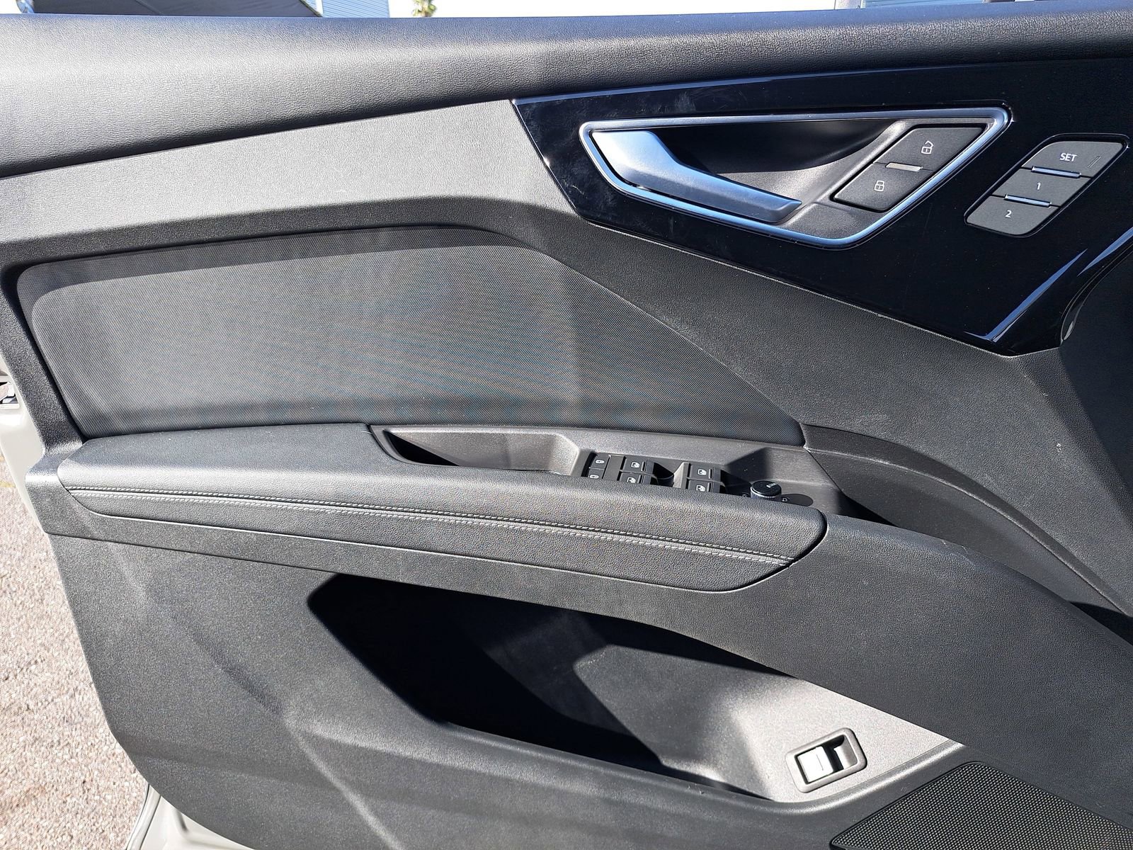 Certified 2024 Audi Q4 e-tron Premium image 29