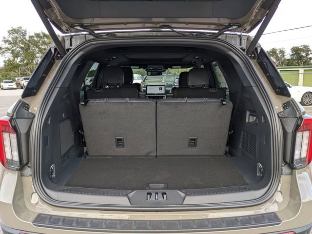 New 2026 Ford Explorer ST w/ Sun And Sound Package image 12