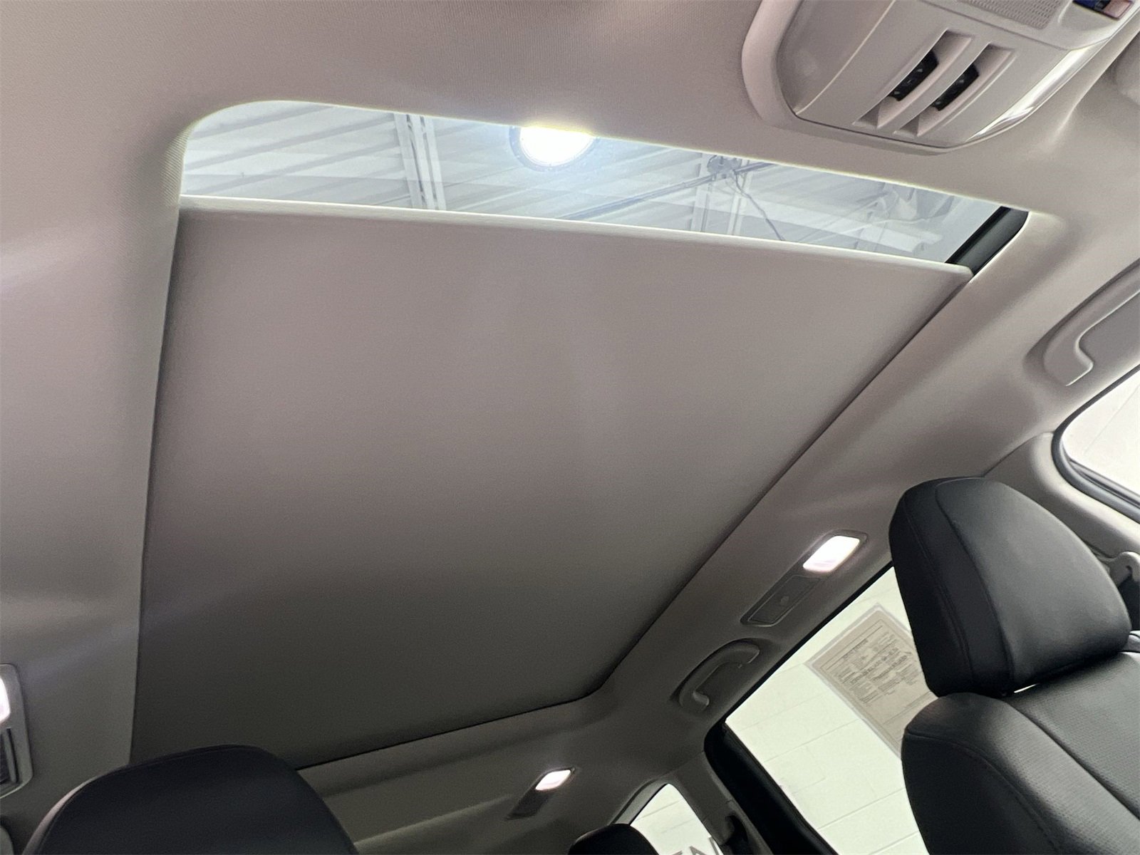 Used 2025 Subaru Ascent Bronze Edition image 22