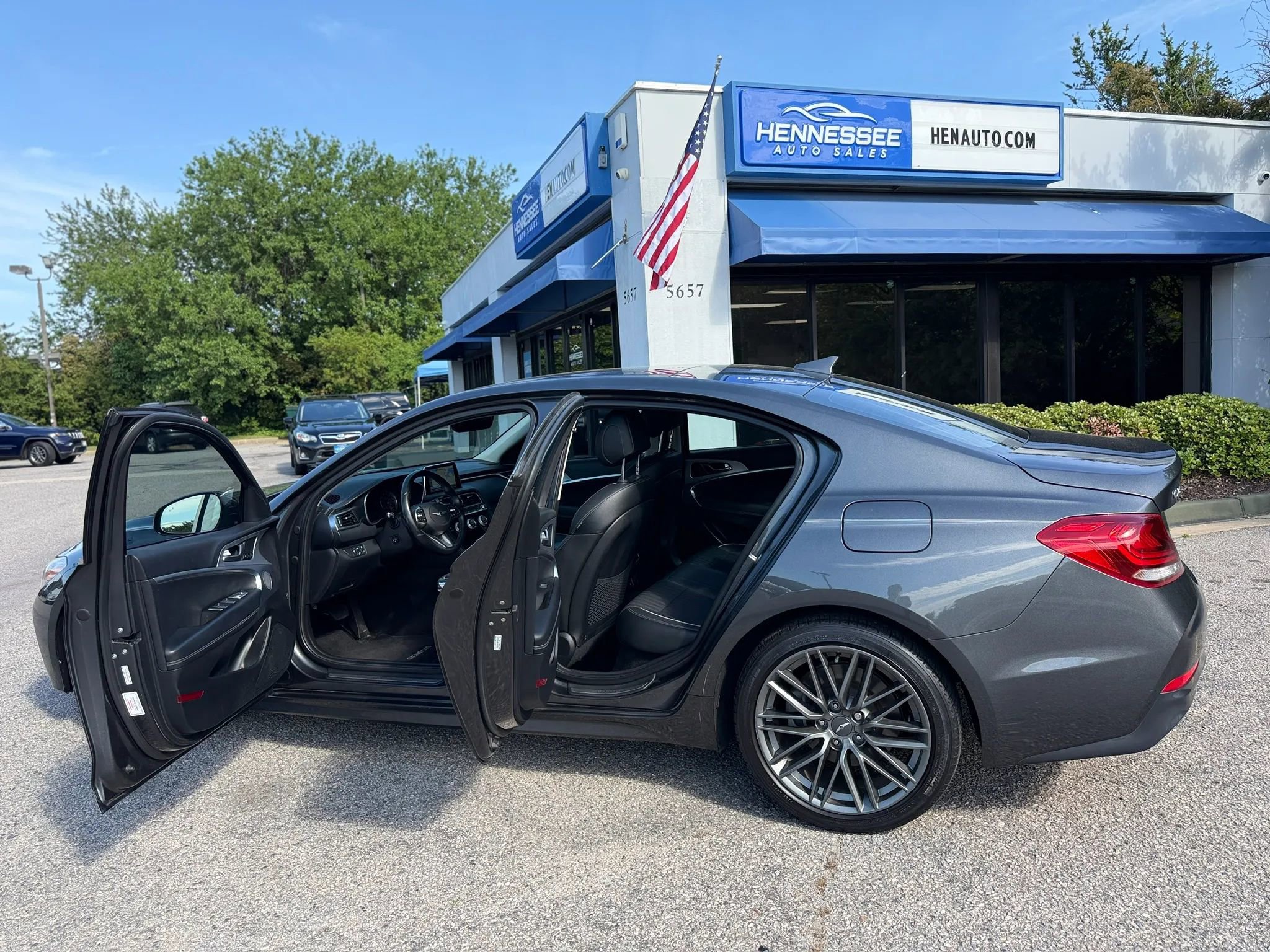Used 2019 Genesis G70 2.0T Advanced w/ Elite Package RWD image 22