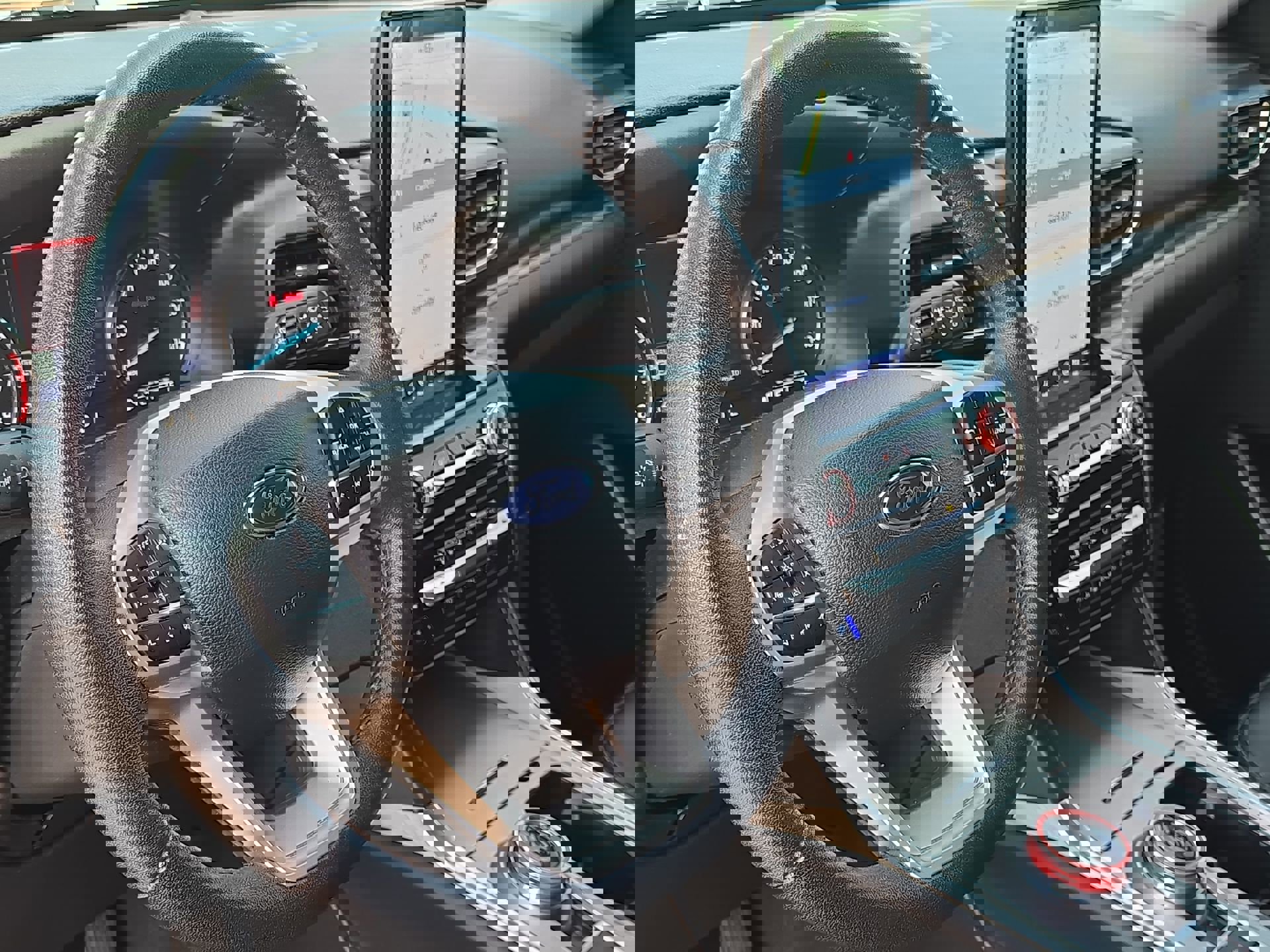 Certified 2023 Ford Explorer Limited w/ Limited Technology Package image 14