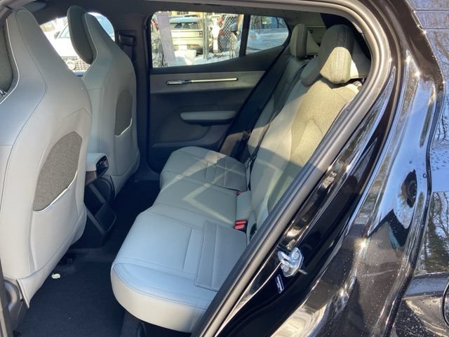 New 2026 Volvo EX30 Plus w/ Climate Package RWD image 14