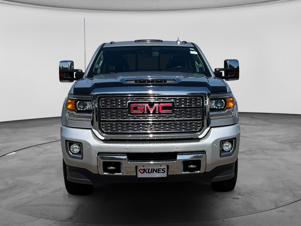 Used 2018 GMC Sierra 3500 Denali w/ Duramax Plus Package AWD/4WD image 2