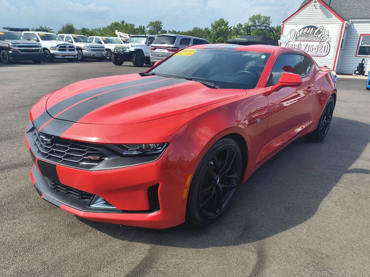Used 2020 Chevrolet Camaro LT w/ RS Package image 2