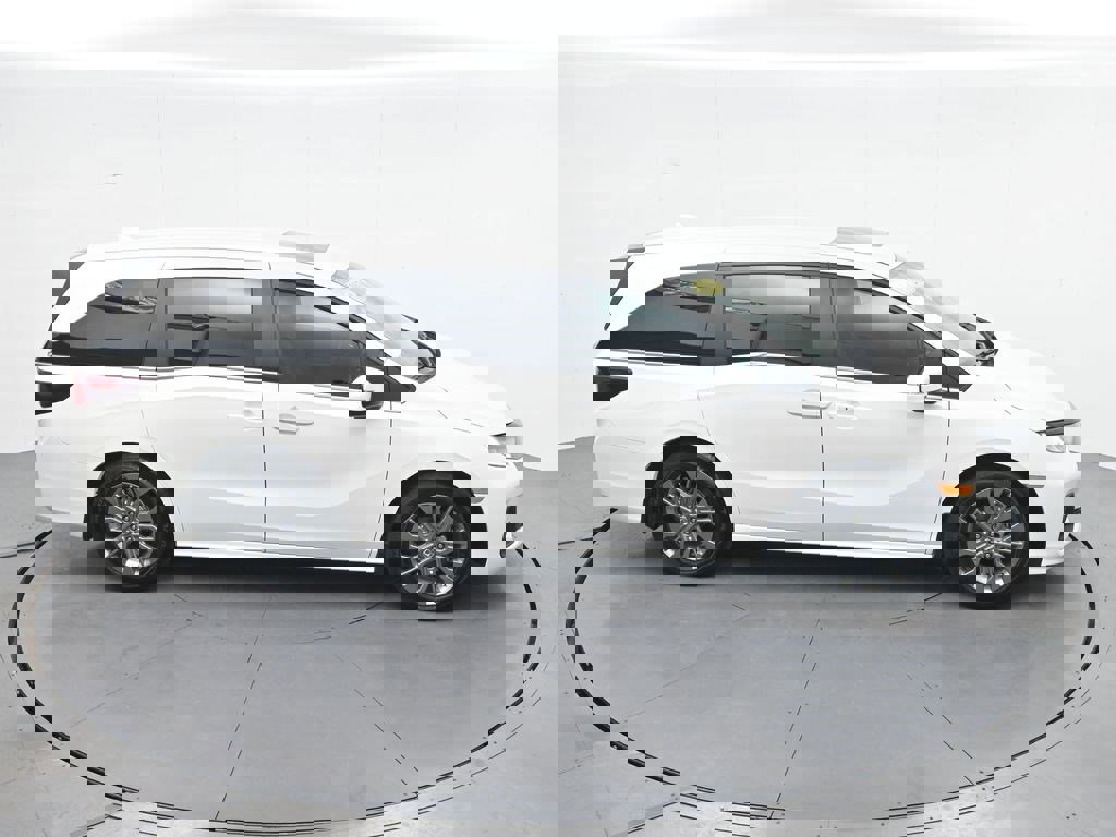 Used 2026 Honda Odyssey Touring image 23