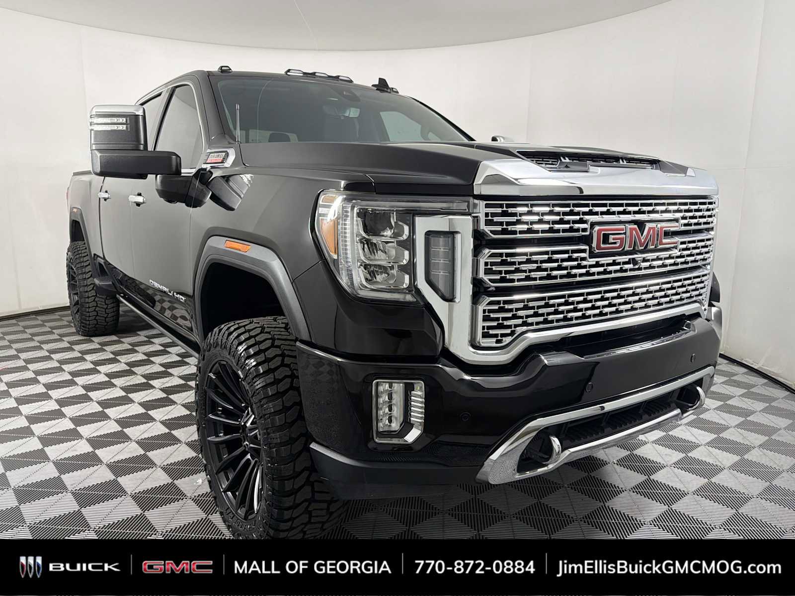 Used 2021 GMC Sierra 2500 Denali w/ Denali Ultimate Package image 2