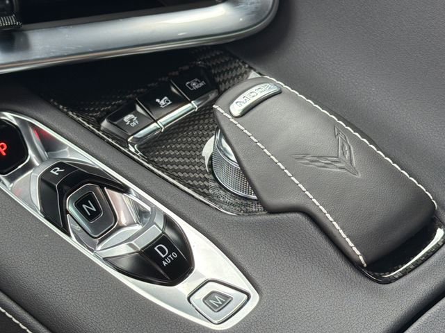 Used 2025 Chevrolet Corvette Z06 RWD image 23
