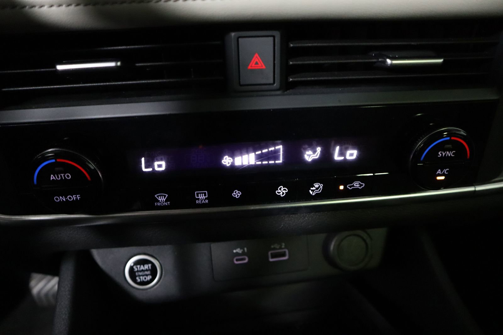 Used 2023 Nissan Rogue SV FWD image 32