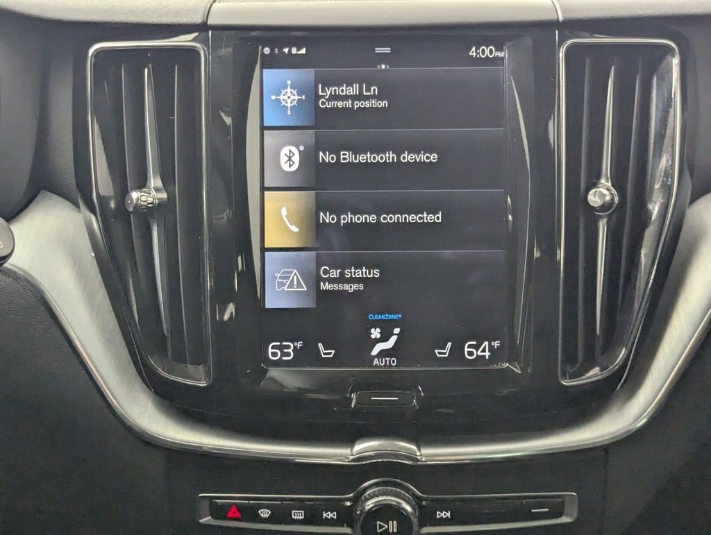 Used 2018 Volvo XC60 T6 Momentum w/ Convenience Package image 18